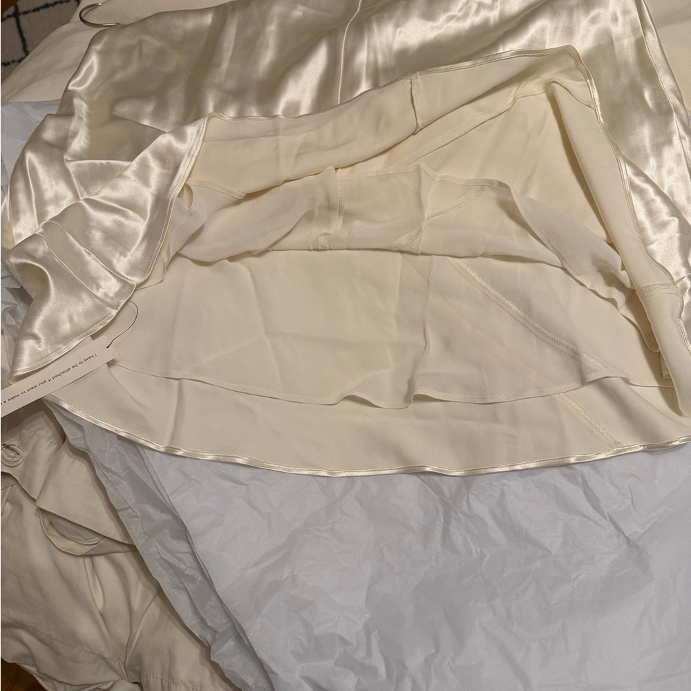 NWT Reformation Ronda Silk Dress in Ivory - Picture 10 of 10